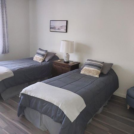 Custom Home - Beach Close/Convenient To Everything Oceanside Extérieur photo