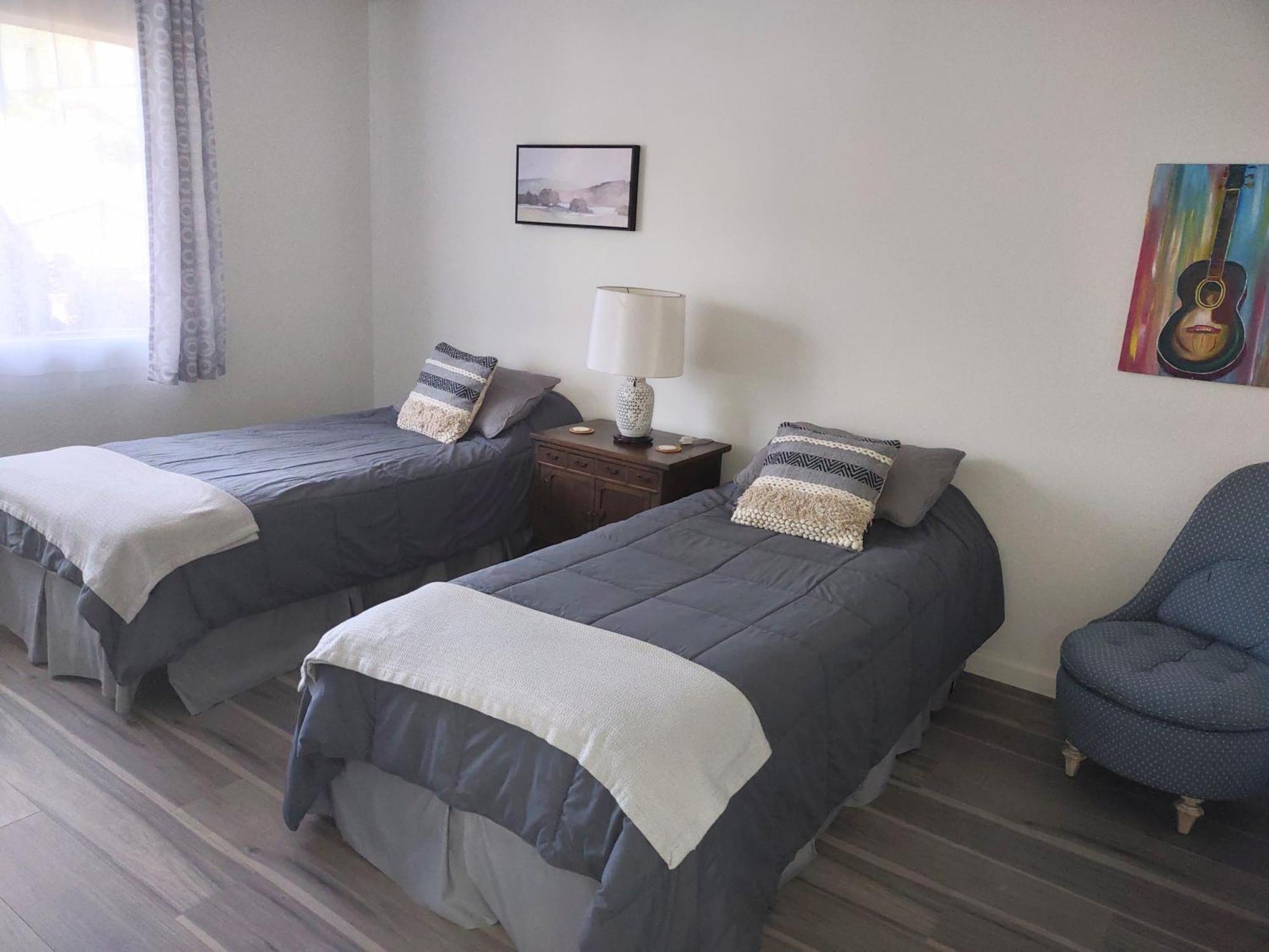 Custom Home - Beach Close/Convenient To Everything Oceanside Extérieur photo